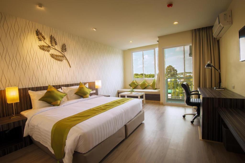 Tamarind Garden Hotel Rayong Bagian luar foto