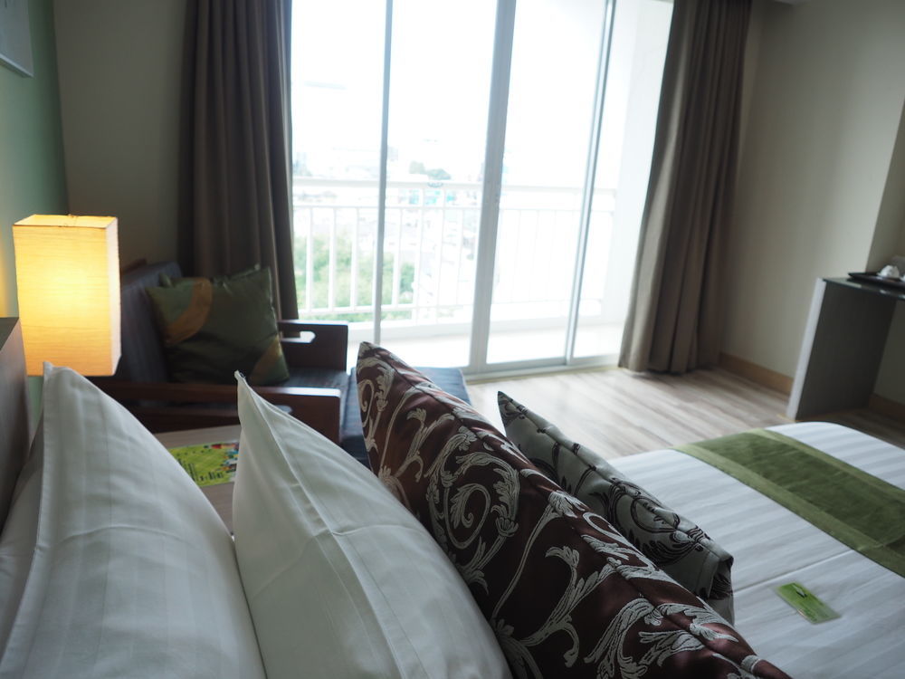 Tamarind Garden Hotel Rayong Bagian luar foto